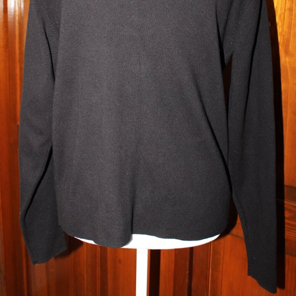 Sweater - Picture 4 of 5